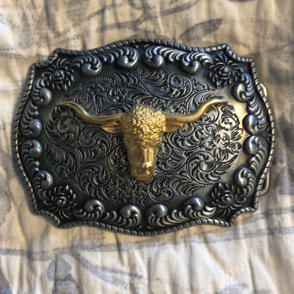 Belt buckle